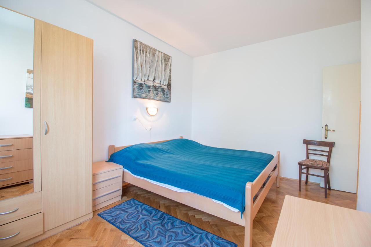 Appartement House 112 *
