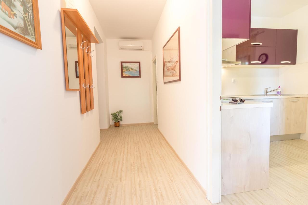 Appartement House 112 *